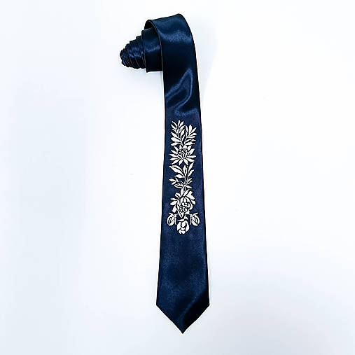 Pánske doplnky - Folklórna kravata vyšívaná Kristián biely - 18116000_