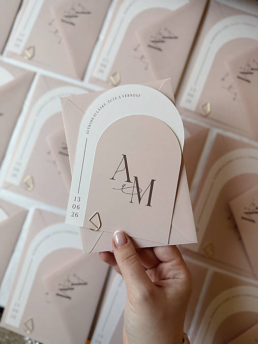 Papiernictvo - Moderné svadobné oznámenie 301 polkruh nude pink iniciály - 18118714_