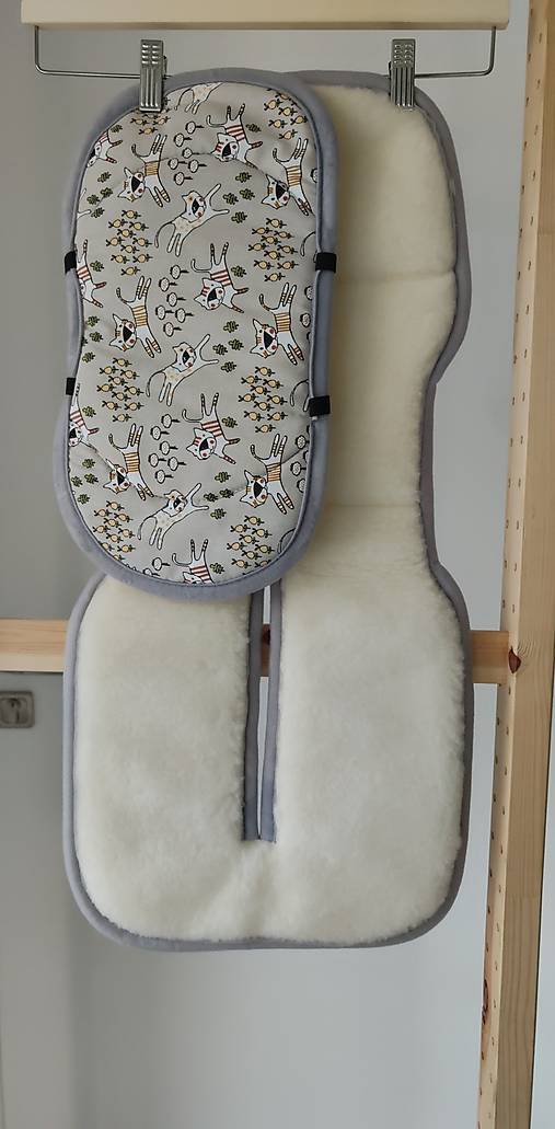 Detský textil - VLNIENKA Vložka proti poteniu do autosedačky JOIE i Spin 360 100% Merino top super wash Natural Mačičky - 18119320_