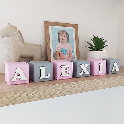 Kocka 5,5cm cena/kus