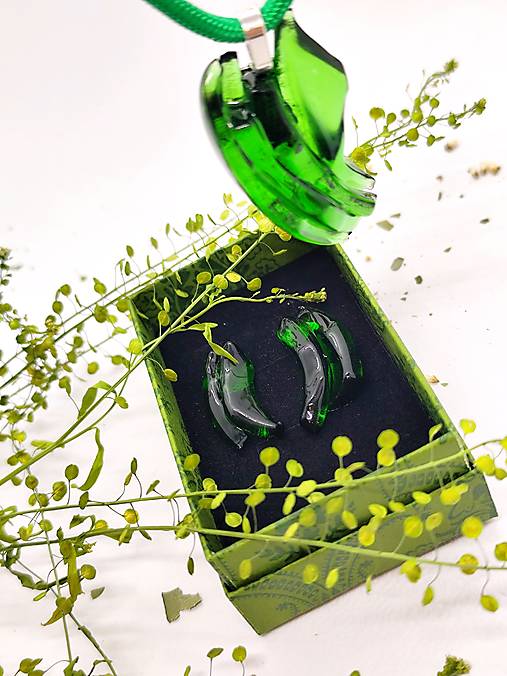 Súprava OLÍVIA– náhrdelník a náušnice