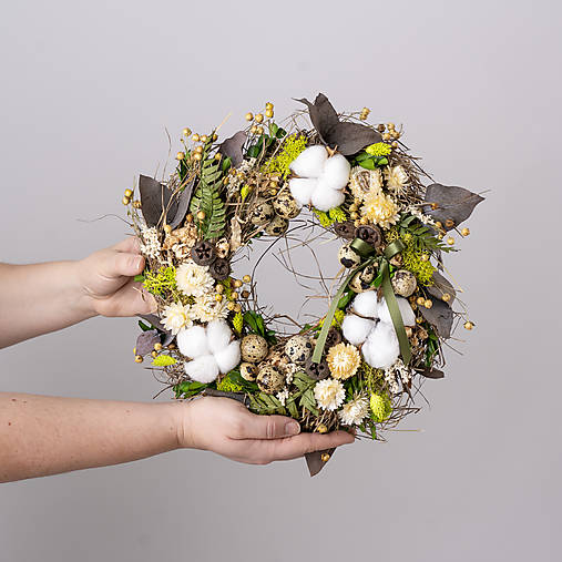 Veľkonočný jarný veniec na dvere zo sušených kvetov | prírodný handmade greenery