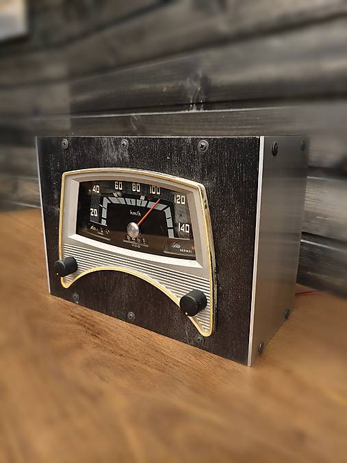 Lampa dekoračná auto