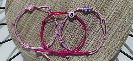 Detské doplnky - Náramok šnúrkový s iniciálou - 18120181_