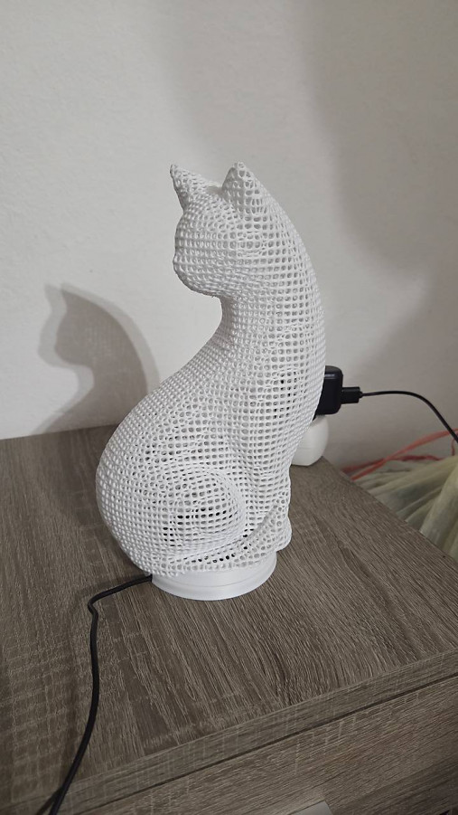 Mňau lampa