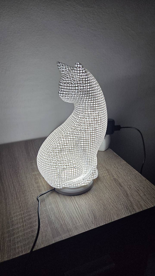Mňau lampa
