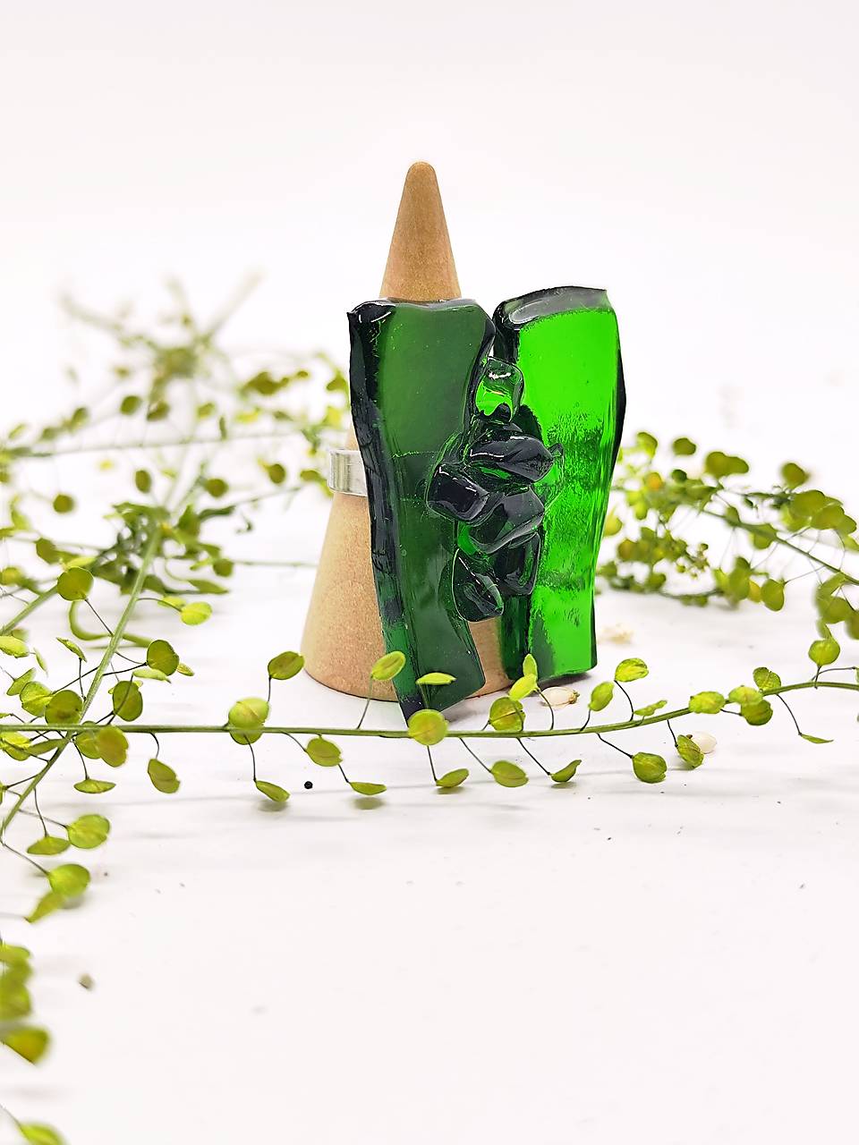 Ručne vyrábaný prsteň z vínovej fľaše -ZITA