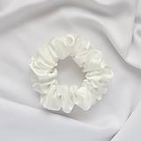 Ozdoby do vlasov - Saténová scrunchie | CLASSIC (Krémová) - 18121024_
