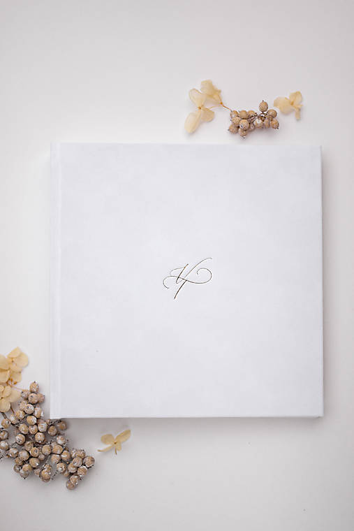 Papiernictvo - Kniha hostí - 18125320_