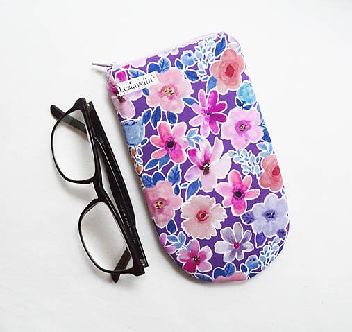 Taštičky - Obal na okuliare - Fialovo ružové kvety - 18124620_