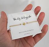 Náramky - Šnúrkový náramok hematitové srdiečkom mini strieborné "SKVELEJ KOLEGYNKE - Aby si na mňa nezabudla" (Svetloružová šnúrka - zlaté hematitové srdiečko) - 18127727_