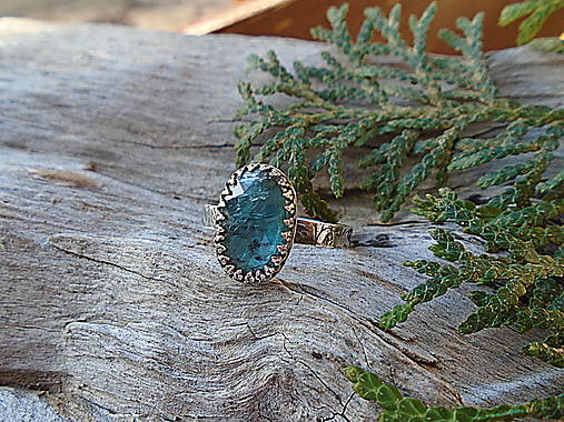 Strieborny prsteň Ag925 Kyanit