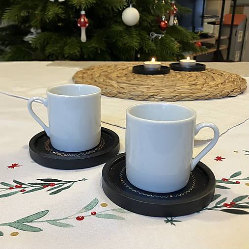 Príbory, varešky, pomôcky - drevené podšálky - royal blue - 18130211_