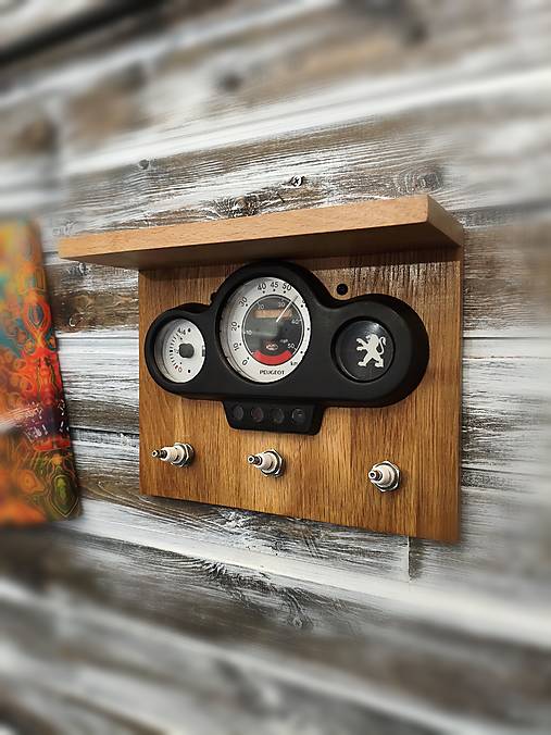 Držiak na klúče Peugeot