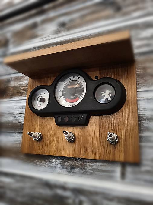 Držiak na klúče Peugeot