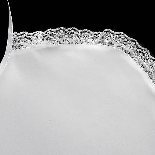 Svadobný bavlnený alebo saténový podbradník pre dvoch