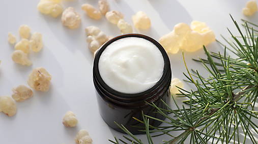 Pleťová kozmetika - Nočný krém s ceramidmi a kadidlom - 18137104_