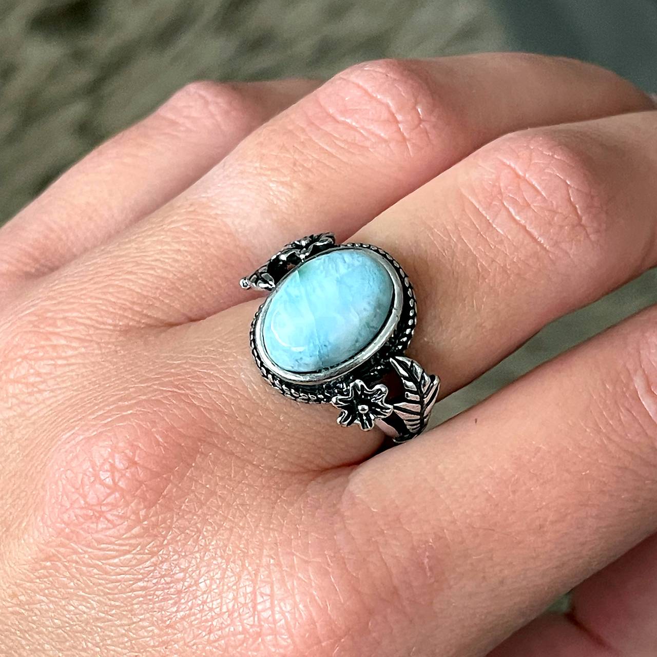 Larimar Antique Silver Ring  / Masívny vintage prsteň s larimarom E070