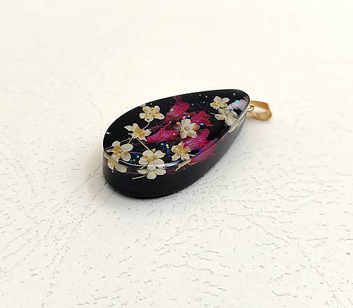 Náhrdelníky - Prívesok – baza a heuchera - P1006 - 18140967_