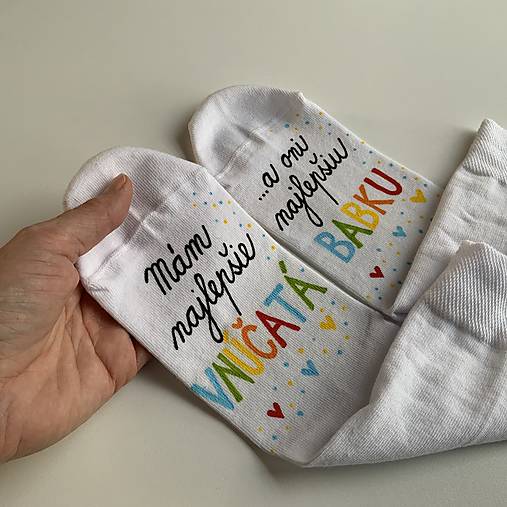 Maľované ponožky pre najlepšiu BABKU/najlepšieho DEDKA, ktorá má najlepšie vnúčatká (biele)