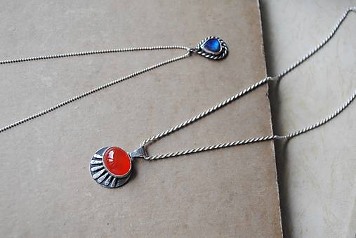 Prívesok s karneolom