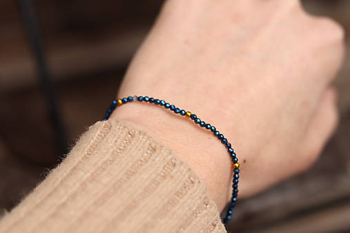 Tenký náramok zirkon blue