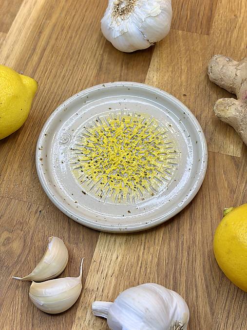 Keramický strúhač UNIVERSAL