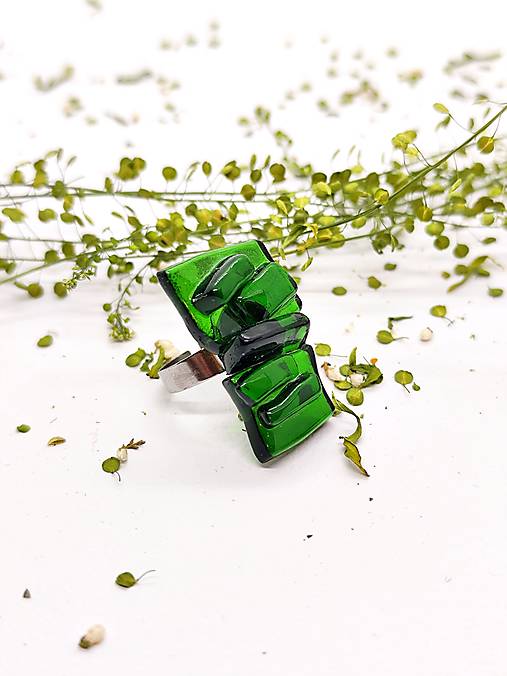 Ručne vyrábaný prsteň z vínovej fľaše -MIA