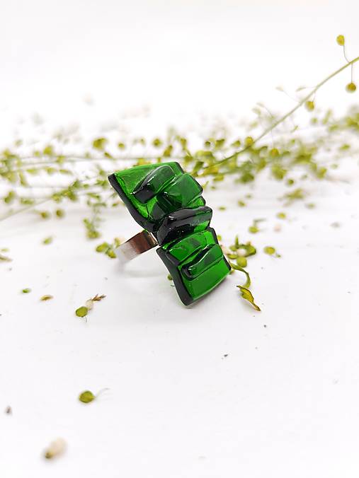 Ručne vyrábaný prsteň z vínovej fľaše -MIA