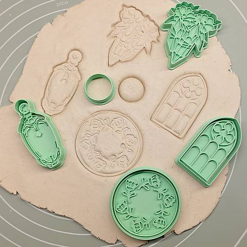 MAGIC - vykrajovačky v sete