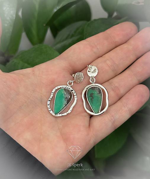 Strieborné 925/1000 náušnice s chryzoprasom