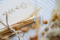 Papiernictvo - Darčeková karta s perom (Jeden kvet (Ďakujem, že ste mi pomohli rásť)) - 18145438_