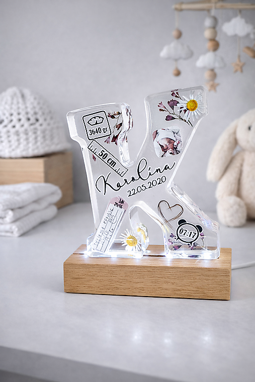 Spomienkové písmenko -dievča