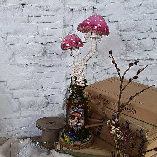 Dekorácie - Ružové muchotrávky vo fľaške - 18149506_