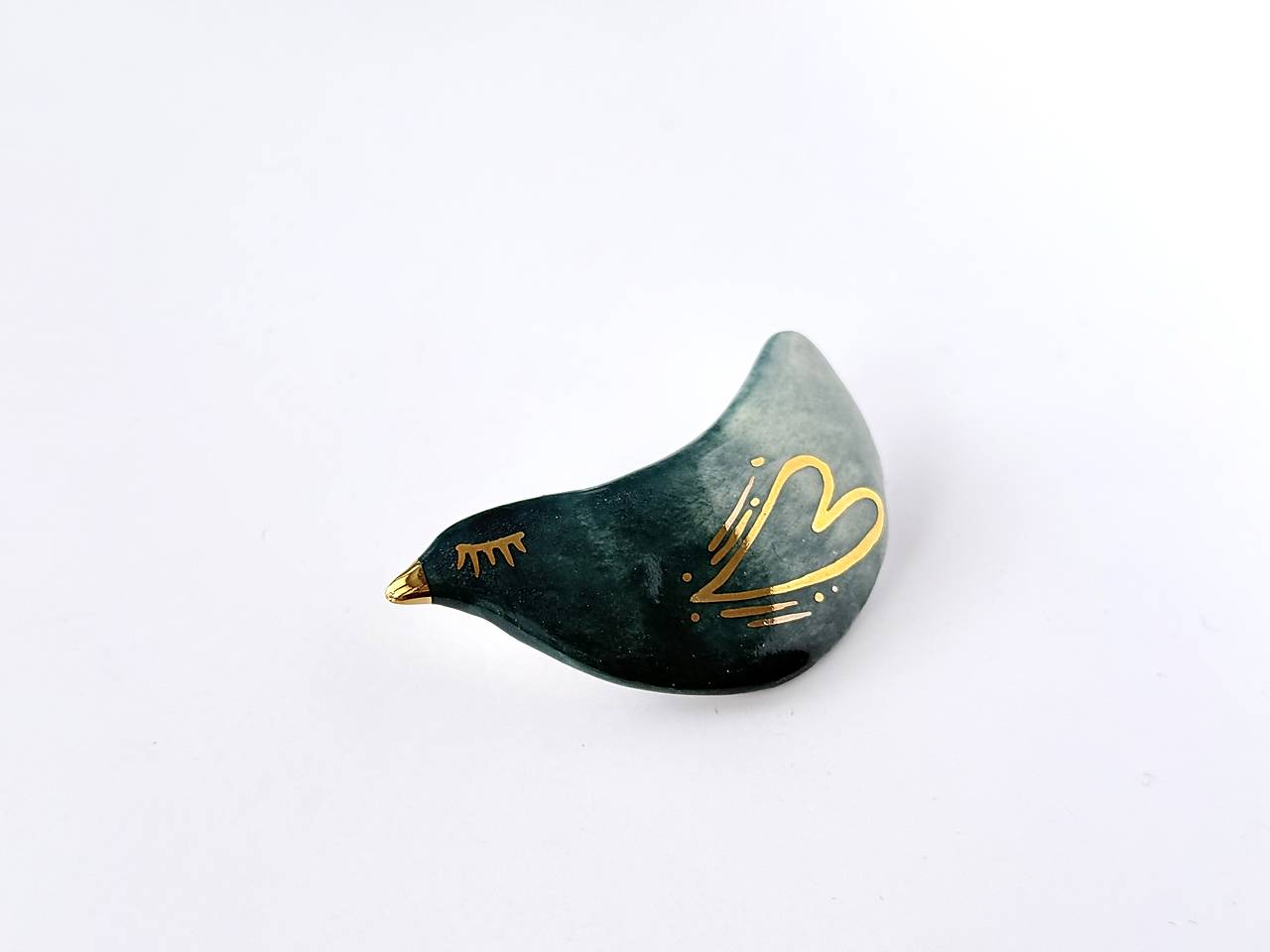 Porcelánová brošňa