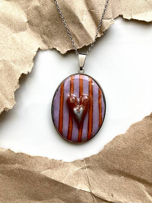 Náhrdelníky - Pásikavé srdiečka - 18151453_