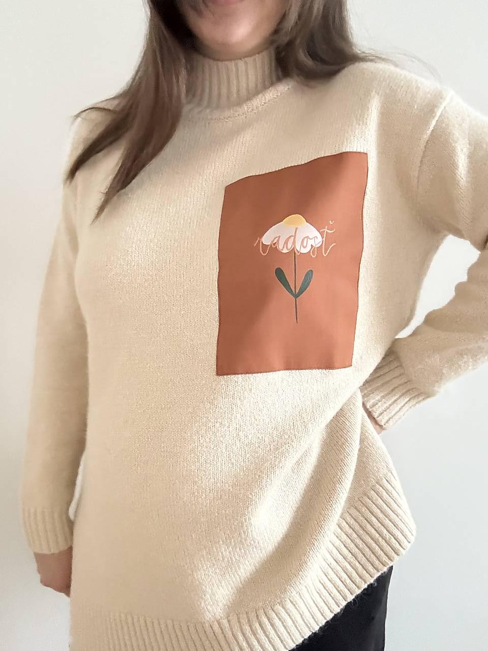 Upcyklovaný sveter RADOSŤ