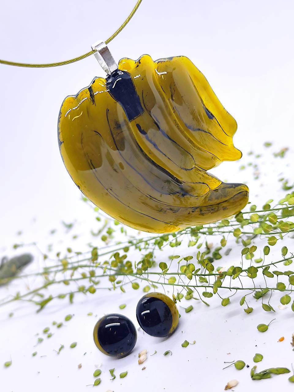 Hnedý Zázrak "KATHY" – Šperk z Recyklovaného Vínofľaše