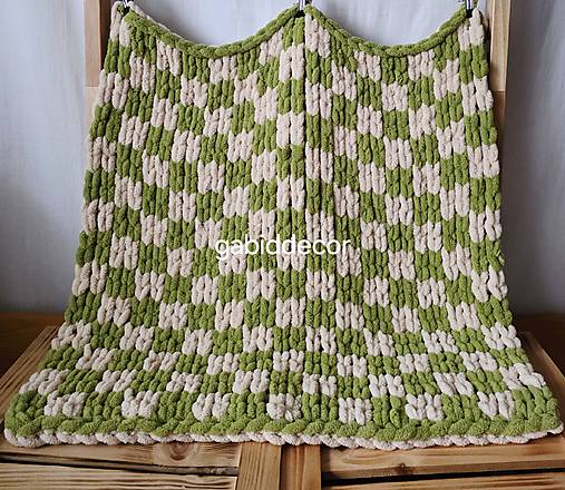 Jemnučká a ľahká deka z  vlny alize puffy more plus (Béžová / pistáciová)