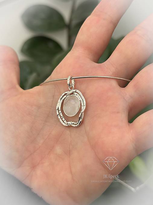 Strieborný 925/1000 prívesok s krištáľom alebo unakitom