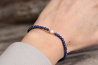 Náramky - Tenký náramok lapis lazuli, perla - 18152683_