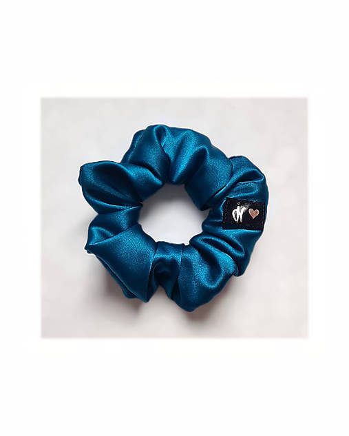 Ozdoby do vlasov - Gumička do vlasov - zo zachráneného saténu / iv (smaragdová zelená) - 18151334_