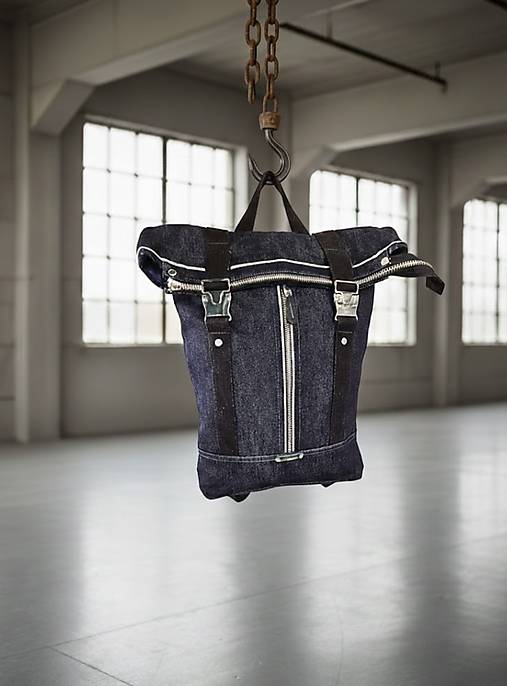 Batohy - SELVEDGE DENIM roll-up ruksak - 18151130_
