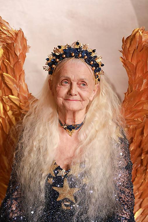 Kvetinová glam korunka "kráľovná dlhej noci”