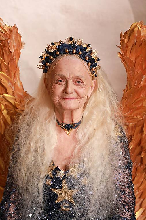 Kvetinová glam korunka "kráľovná dlhej noci”