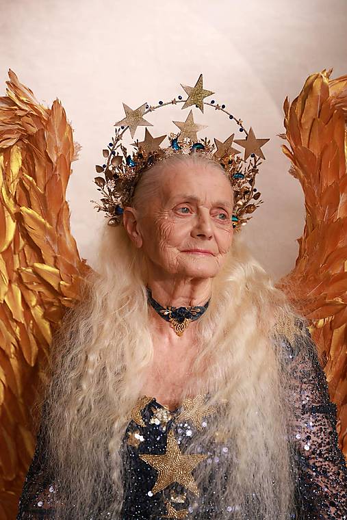 Kvetinový glam choker "kráľovná dlhej noci”