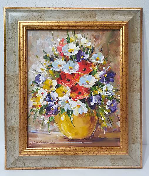 Kytica s makmi a lúčnymi kvetmi