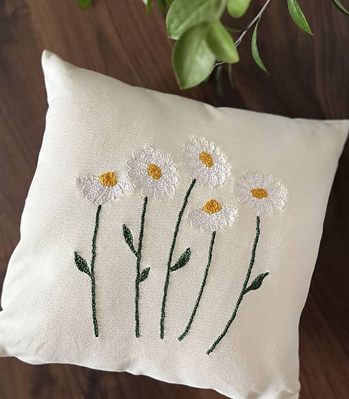 Úžitkový textil - Poťah na vankúš - Margarétky - 18156713_