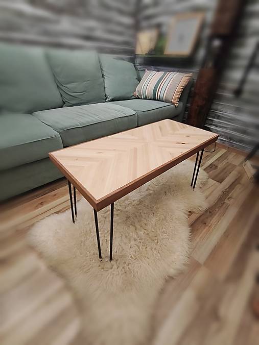 Konferenčný stolík