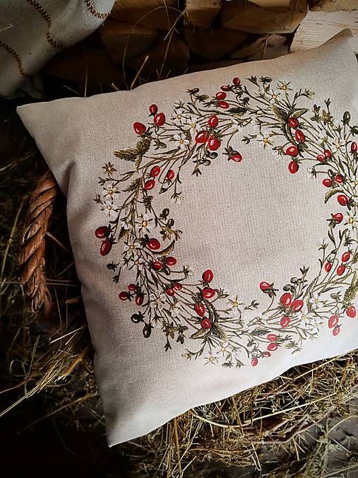 Úžitkový textil - Vankúš veniec jahody - 18158587_